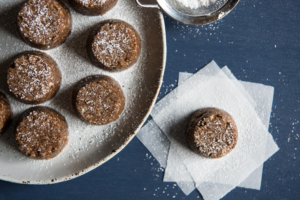 Quick and Easy Mini Christmas Puddings - Wholefood Simply