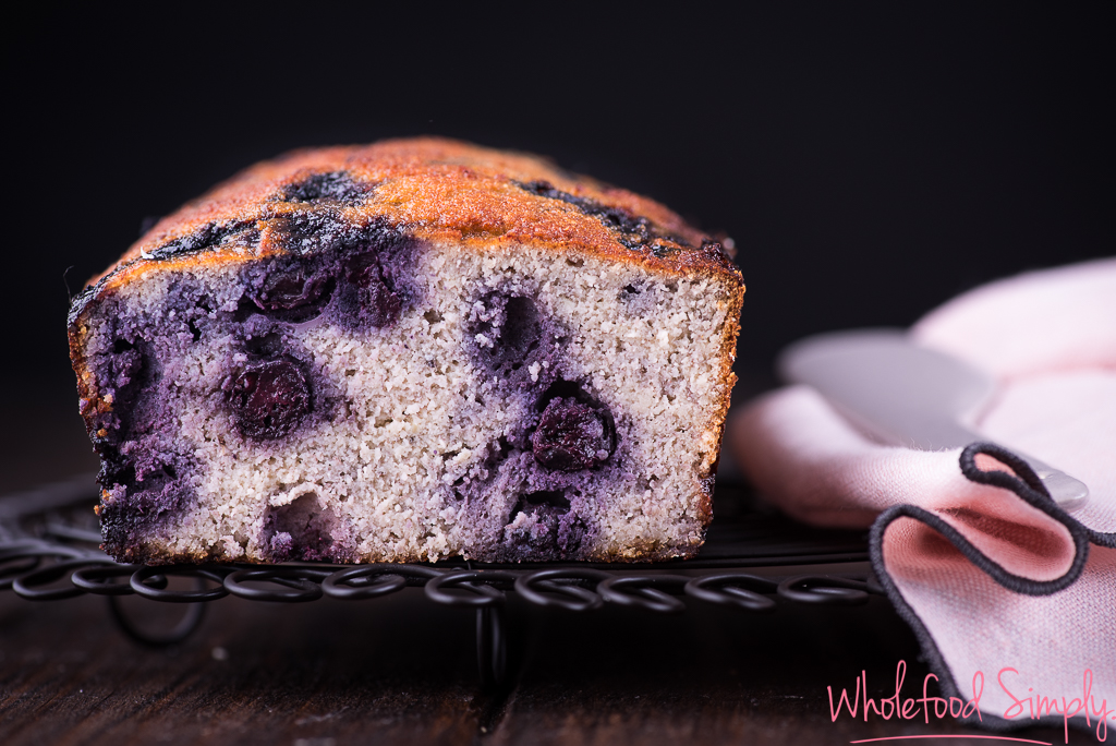 blueberry and banana bread