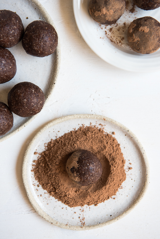 Quick and Easy Choc Apricot Bliss Balls