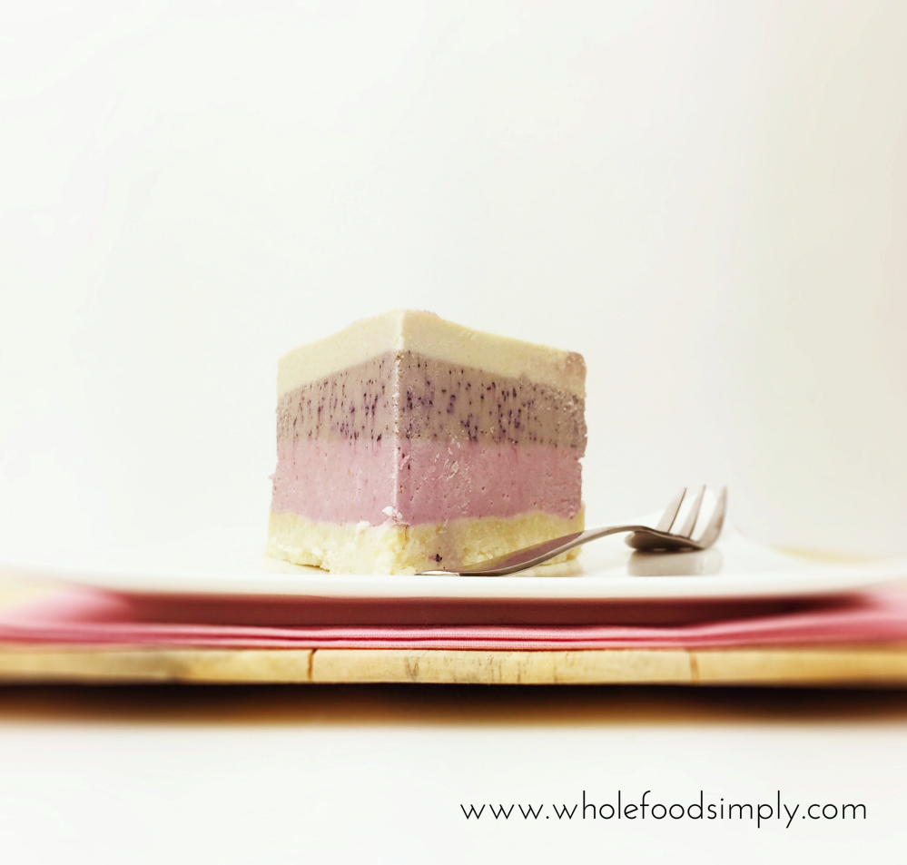 triple-layer-berry-cake