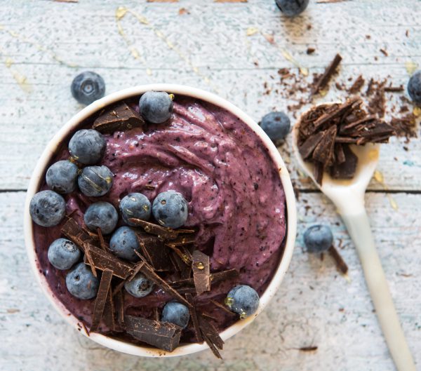 Quick and Easy Blueberry Smoothie Bowl ~ Wholefood Simply
