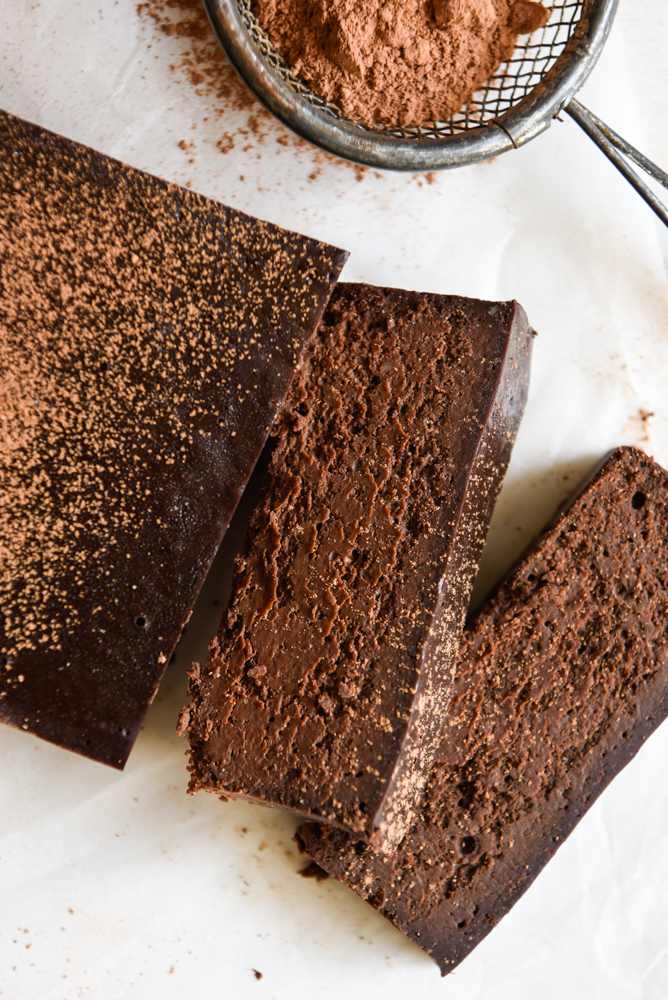  four ingredient chocolate fudge cake